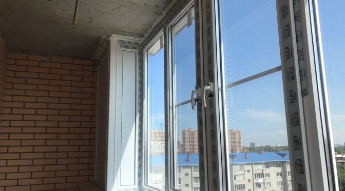 Металлопластиковый балкон в многоэтажке п.метальникова