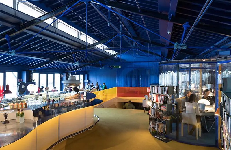 Зона отдыха, Second Home Lisboa, рабочее пространство испанских архитекторов Хосе Селгаса и Лусии Кано.