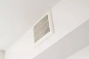 Основы правил вентиляции вытяжного вентилятора в ванной