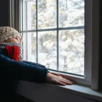 Идеи защиты от сквозняков для вашего дома этой зимой своими руками