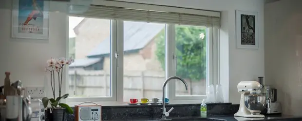 Лучшие конструкции кухонных окон из ПВХ для вашего дома