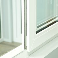 Почему окна и двери из ПВХ долговечны