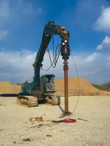 Монтаж винтовых свай: возможные способы проведения