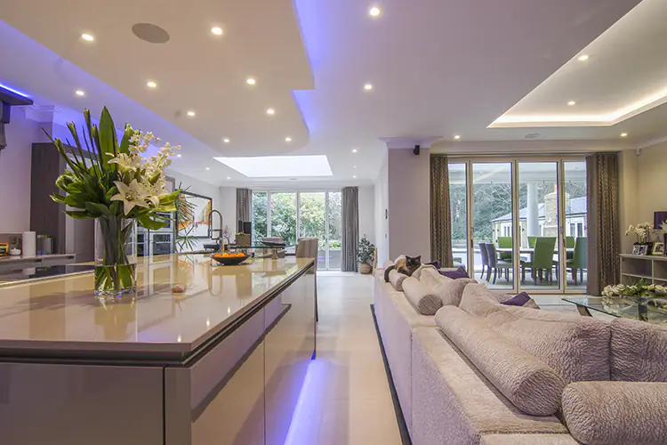 Изящество и минимализм: главные тенденции межкомнатных дверей на 2024 год