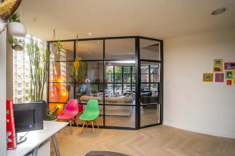 Изящество и минимализм: главные тенденции межкомнатных дверей на 2024 год