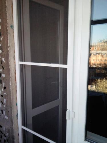 Москитная дверь от завода Горница